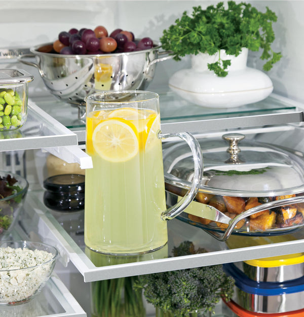 GE 25.6-cu ft French Door Refrigerator with Ice Maker, Water and Ice Dispenser (Fingerprint-resistant Stainless Steel) ENERGY STAR