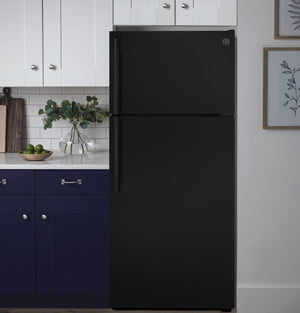 GE 17.5-cu ft Top-Freezer Refrigerator ( Black ) ENERGY STAR Certified