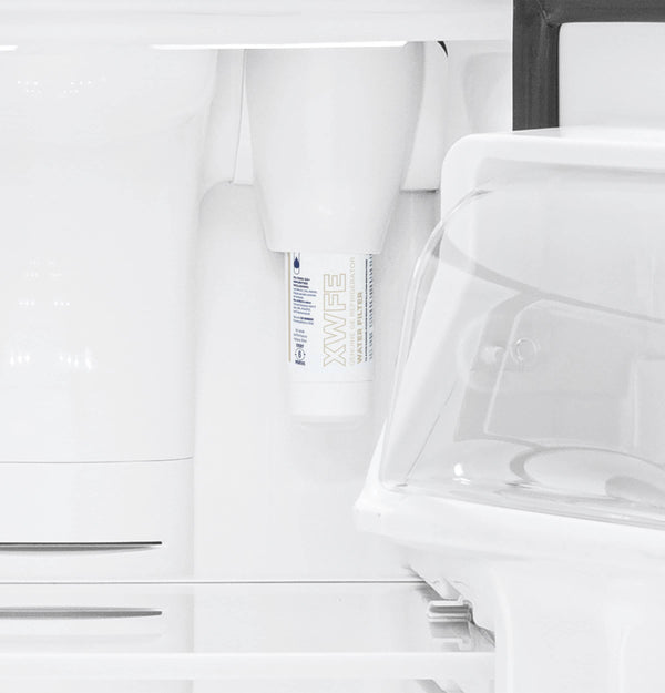 GE 24.9-Cu. Feet Standard-Depth Bottom-Freezer Refrigerator with Ice Maker ( Stainless steel ) ENERGY STAR Certified