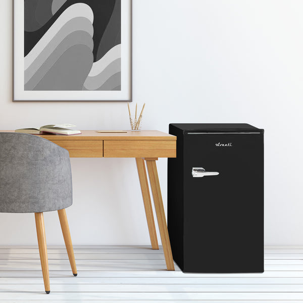 Avanti 3.1-cu ft Mini Fridge ( Black ) ENERGY STAR