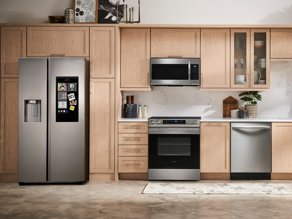 Samsung Family Hub 26.7-cu ft Side-by-Side Refrigerator Smart Compatible with Ice Maker ,Water and Ice Dispenser ( Fingerprint Resistant Stainless Steel ) ENERGY STAR Certified