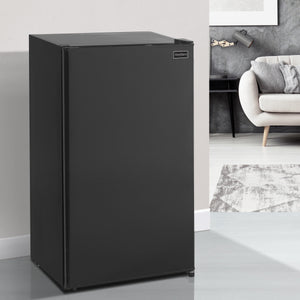 West Bend 3.3-cu ft Mini Fridge with Freezer ( Black ) ENERGY STAR
