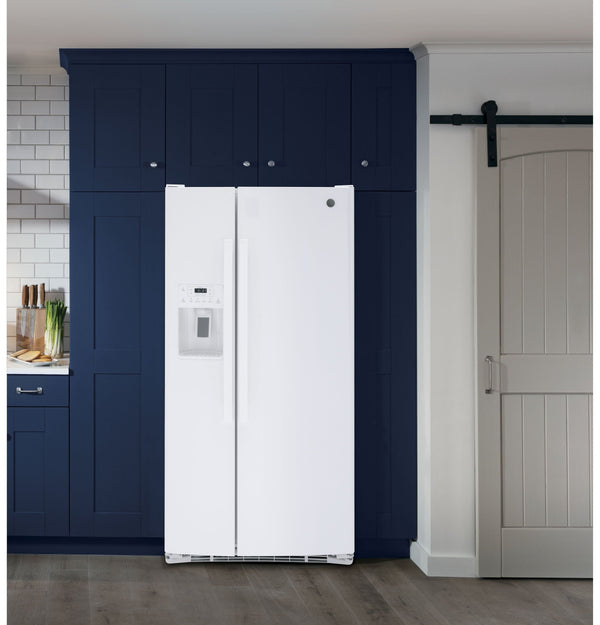 GE 23-cu ft Side-by-Side Refrigerator with Ice Maker ,Water and Ice Dispenser ( White )