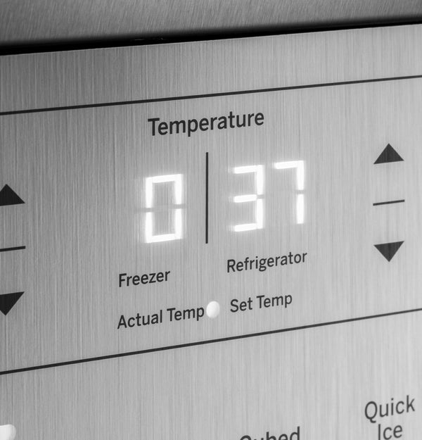 GE Profile 21.9-cu ft Counter-Depth Side-by-Side Refrigerator with Ice Maker ,Water and Ice Dispenser ( Stainless Steel )