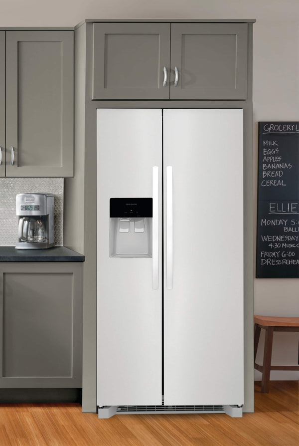 Frigidaire 22.3-cu ft Side-by-Side Refrigerator with Ice Maker ,Water and Ice Dispenser ( White ) ENERGY STAR Certified