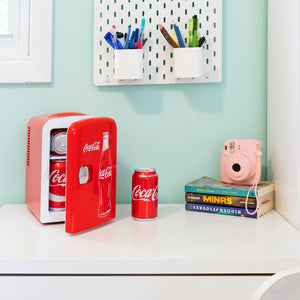 Coca-Cola Classic Coke Bottle 4L 6 Can Portable Cooler 0.14-cu ft ( Red, White )