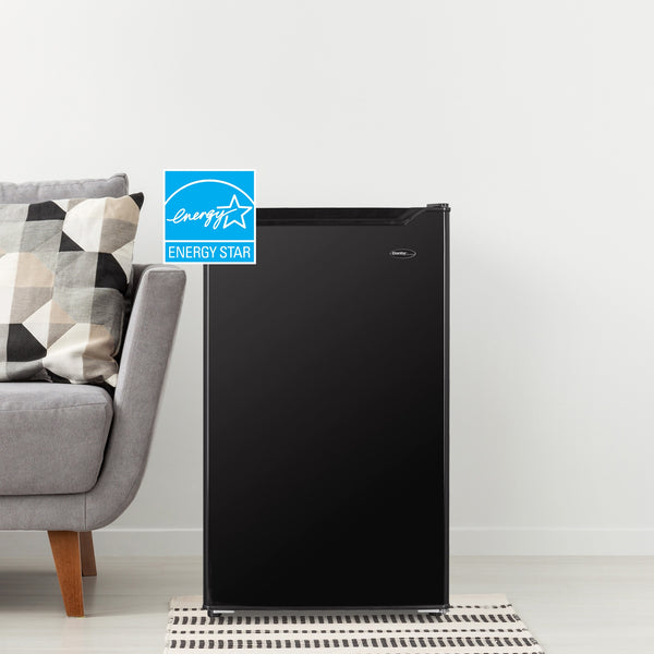 Danby 4.4-cu ft Mini Fridge with Freezer ( Black ) ENERGY STAR