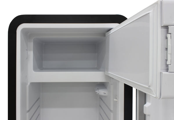 Brama 9.9-cu ft Counter-Depth Top-Freezer Refrigerator ( Black )
