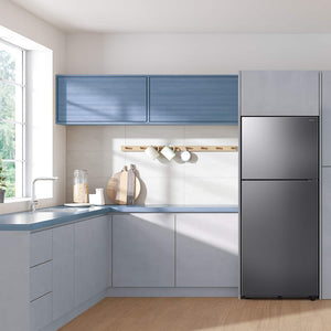 Samsung Garage Ready 17.5-cu ft Top-Freezer Refrigerator Smart Compatible with Ice Maker ( Fingerprint Resistant Stainless Steel ) Garage Ready ENERGY STAR Certified